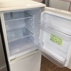 【4/27まで出品】シャープ 冷蔵庫 2020年製 SJ-D14F-W シャープ 冷蔵庫 SJ-D14F-W 2020年製 今月末まで シャープ SJ-D14E-W