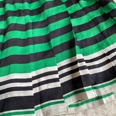 美品   緑スカート⭐︎ボーダー柄の画像