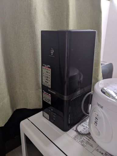 プラズマ小型空気清浄機