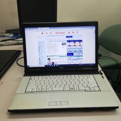 FUJITSU LIFEBOOK E741/D  15.6インチ...