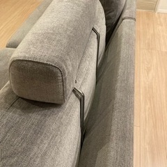 ヘッドレスト　大塚家具　2つセットの画像