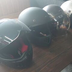 ヘルメット　の画像