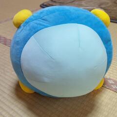 ドラえもん　スモールライトメガぬいぐるみの画像
