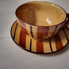 新品未使用品　大きなマグカップ皿の画像