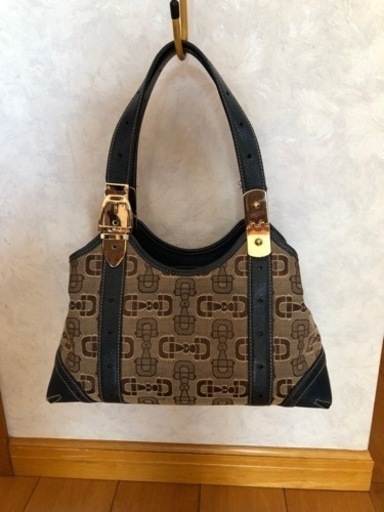 GUCCI バックホースビット柄　キャンバス　金具