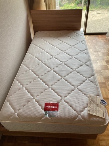 シングルベット