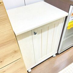8/7ニトリ キッチンワゴン LZV-7050W 家具 木製