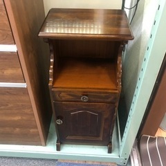 【リサイクルサービス八光　田上店】カリモク　コロニアル　電話台