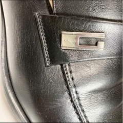 GUCCI ビジネスシューズの画像