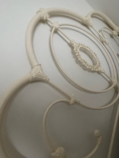 ローラアシュレイ セミダブルベッドフレーム ベスト お取り置き商品