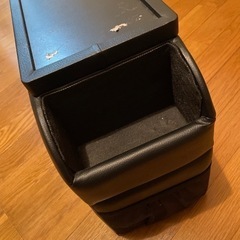 ボクシー　コンソールボックス（取引中）の画像