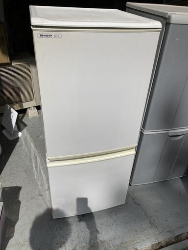 冷凍 冷蔵庫 SHARP シャープ 137L SJ-714 2ドア 冷凍冷蔵庫 2ドア冷蔵庫