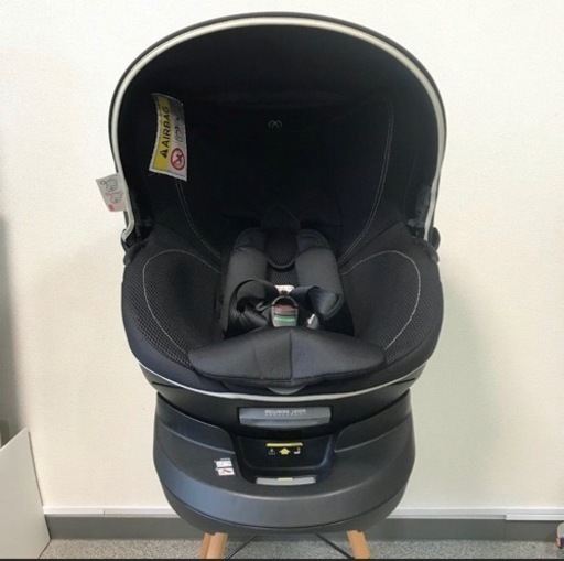 カーメイト　クルット　チャイルドシート