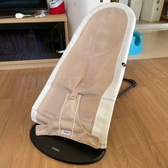 ベビービョルンのバウンサー　専用ケース付き