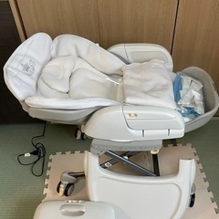 コンビ　ハイローチェア　オートスイング