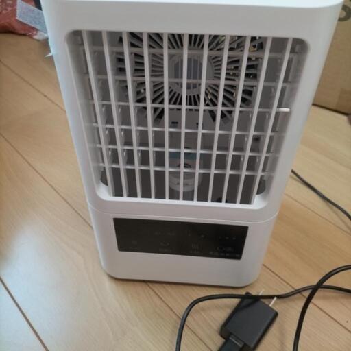ほぼ新品同様　卓上冷風機