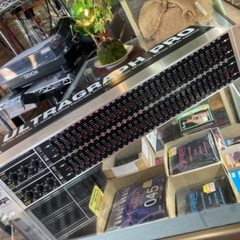 BEHRINGER FBQ3102 グラフィックイコライザー　美品✨　
