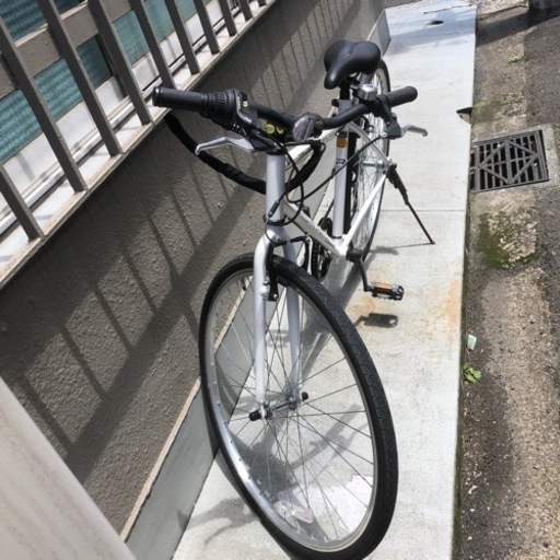 クロスバイク 700C RIGHTPATH ホワイト 引き取り