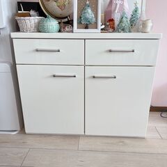 キッチン用コンセント付きキャビネット
