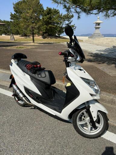 ヤマハシグナスX4型SR　カスタム多数！