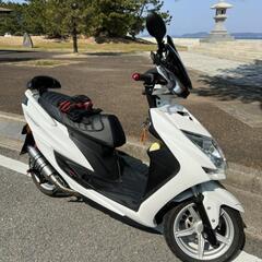 ヤマハシグナスX4型SR　カスタム多数！