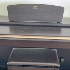 電子ピアノ（YAMAHA ARIUS）