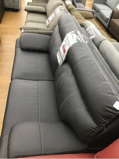 KF-10【ご来店頂ける方限定】新入荷　アウトレット　2.5シーターソファ　黒