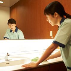 【土日祝休み！年間休日120日以上！】工場内日常清掃・洗濯