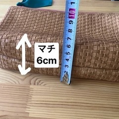 カゴ生地　クラッチバッグの画像