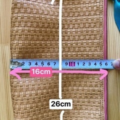 カゴ生地　クラッチバッグの画像