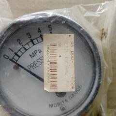 農業機械類の計器？の画像