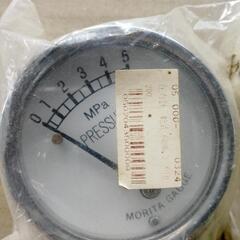 農業機械類の計器？の画像