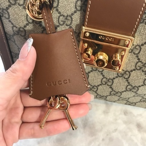 GUCCIショルダーバック?