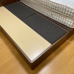 シングルベッド　2つの画像