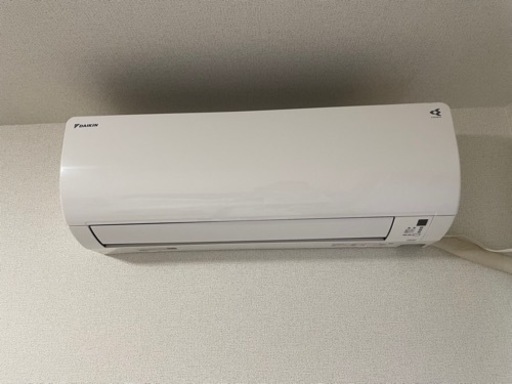 ダイキン 【主に6畳】【ストリーマ&水内部クリーン機能】搭載コンパクトエアコン『Eシリーズ』(ホワイト) S22YTES-W