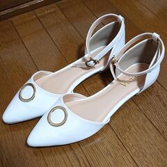 【未使用】白のぺたんこサンダル、L