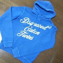 DSQUARED2 パーカー XSの画像