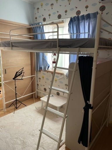 ほぼ新品　ニトリ　2段ベッド　スチール製　子供用