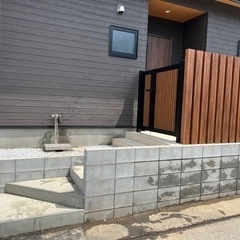 ★戸建外構　タイル　経験不問　働き方色々、★