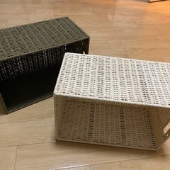 編みカゴの画像