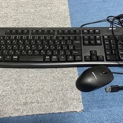 有線　テンキー付きキーボード　マウス　