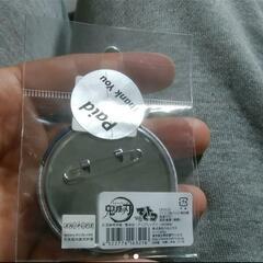 j←←←m34-2 鬼滅の刃缶バッジ　義勇          202206030518の画像