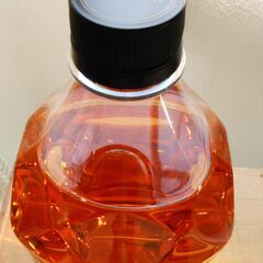 １本　SUNTORY サントリー トリス ウイスキー ブラック 2700ml 37％ 　タンブラー（コップ）1個　コースター１枚　エコバッグ付きサントリー ウイスキー トリスブラックは トリス クラシック  （２５００円～３０００円位で販売）より ワンランク上のトリスです まろやかで美味しいウィスキーです、の画像