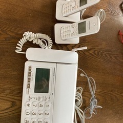 電話器本体と子機2台セット　Panasonic KX-PD303-W