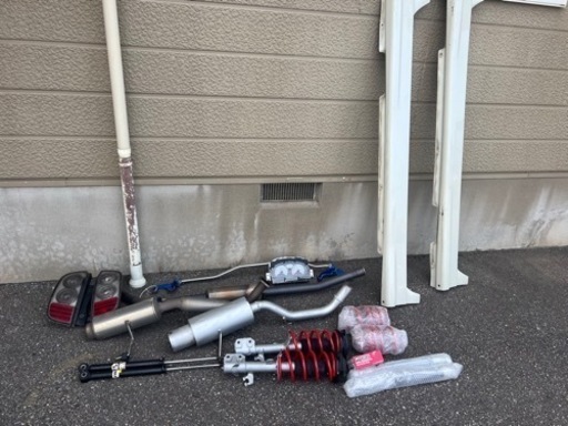 AK12 マーチ　パーツ売ります