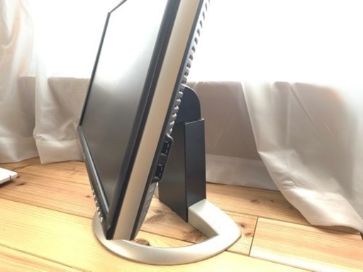 dell 20インチモニター　VESA対応