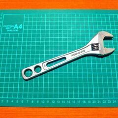 〔お譲り先が決まりました。ありがとうございました。<(_ _)>〕モンキーレンチ各種の画像