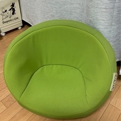 骨盤矯正椅子　エアリーシェイプクッション