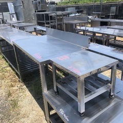 ステンレス台　大量入荷しています‼️の画像