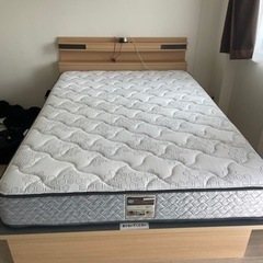 引っ越しにつき高級家具を売ります